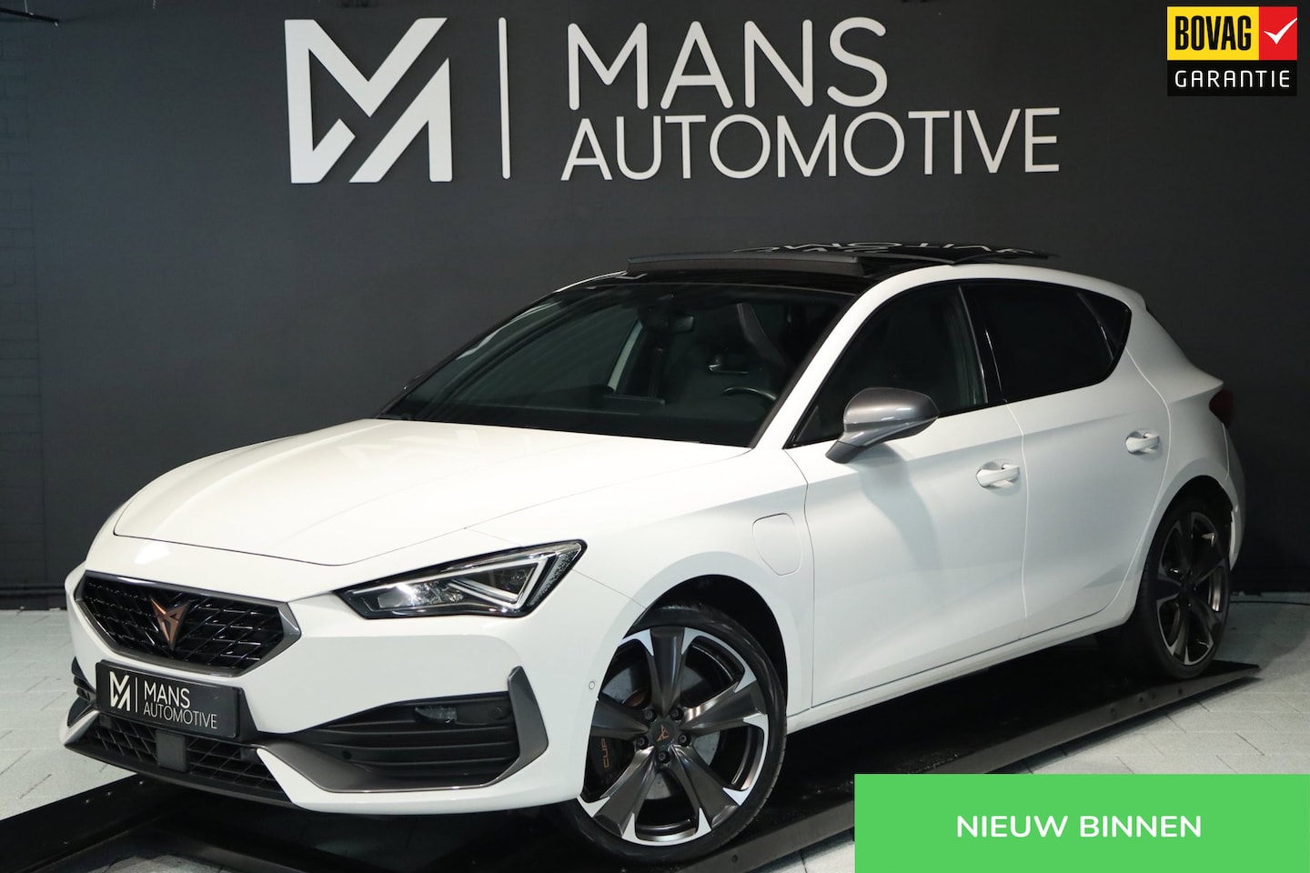 CUPRA Leon - 1.4 e-Hybrid / PANO / ACC / CAMERA / KEYLESS / STUUR+STOELVERW - AutoWereld.nl