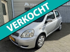 Toyota Yaris - 1.3 VVT-i S-Line Eerste eigenaar / Airco / Trekhaak / APK 11-2026