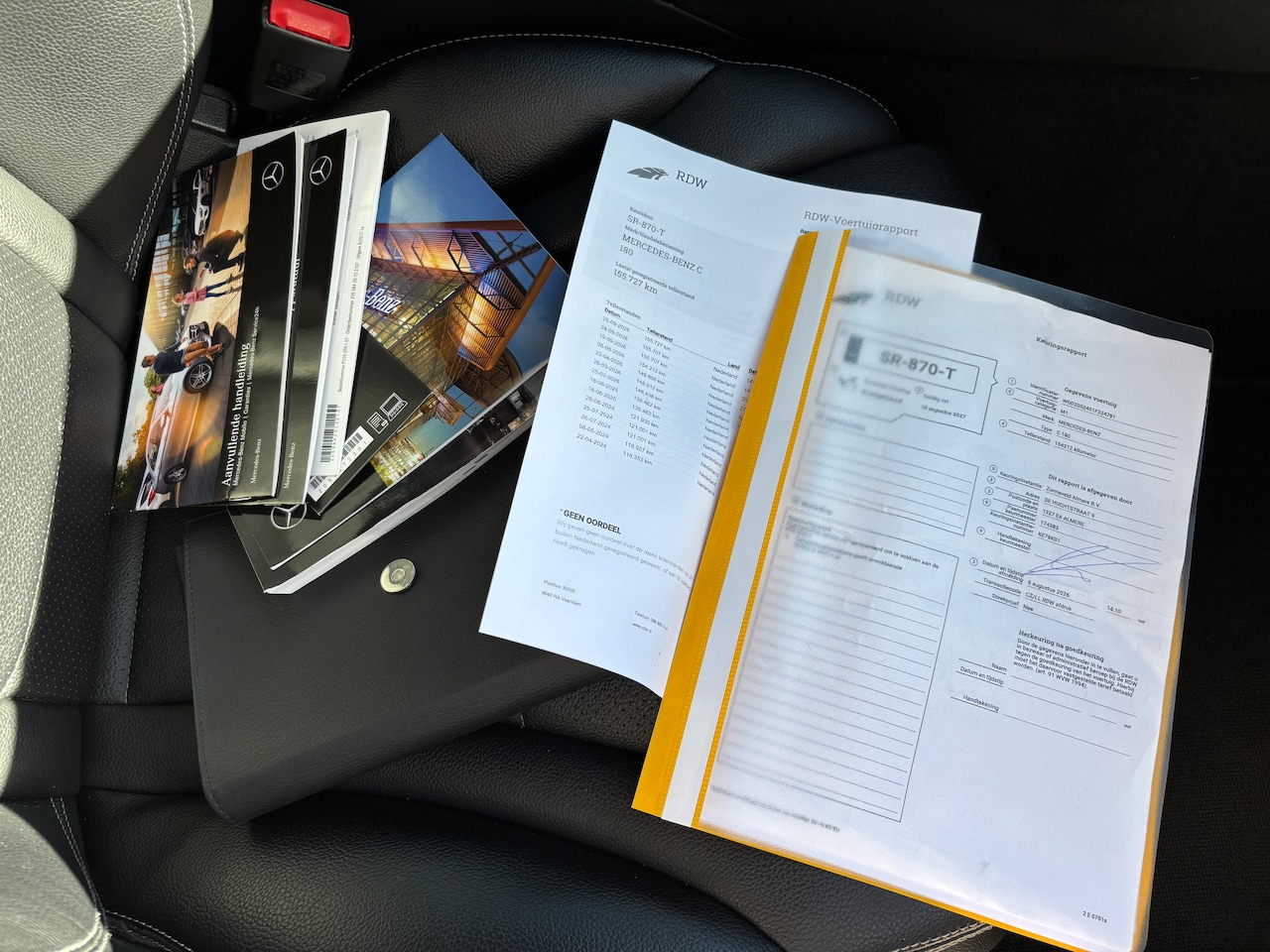 Mercedes-Benz C-klasse Estate - 180 Edition 1 AMG-Line | Night Pakket. Leder. Navi. Led.