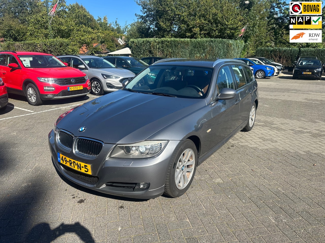 BMW 3-serie Touring - 318i Luxury Line 318i Luxury Line , automaat , leer , navigatie , pdc - AutoWereld.nl
