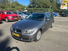 BMW 3-serie Touring - 318i Luxury Line , automaat , leer , navigatie , pdc