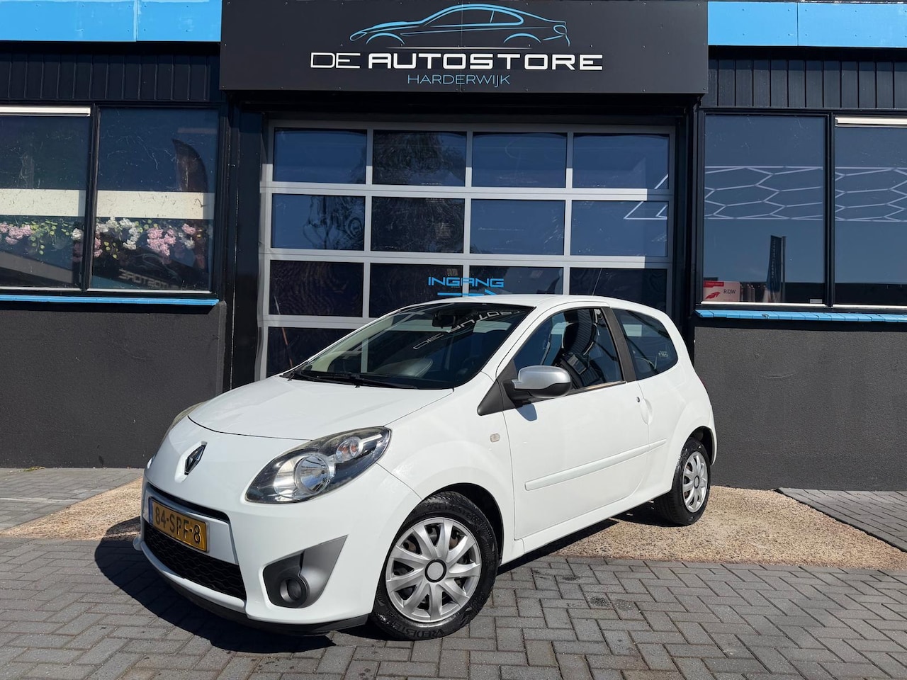 Renault Twingo - 1.2-16V Night & Day Airco Cruise AUX Dealeronderhouden Nette Auto !!! - AutoWereld.nl