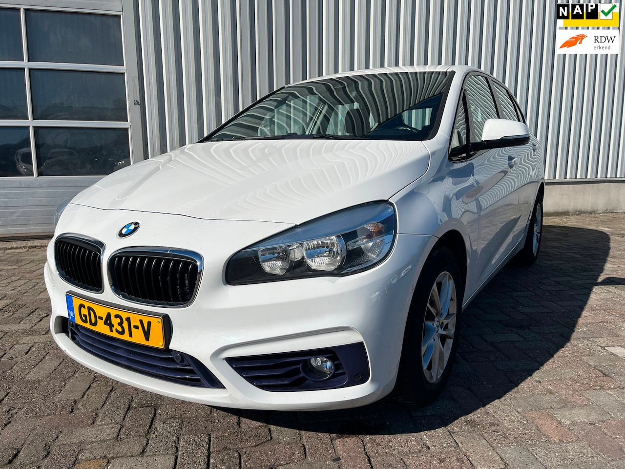 BMW 2-serie Active Tourer - 218i Sport - Motor defect, Rondom gebruikersschade - BPM - AutoWereld.nl