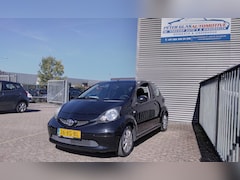 Toyota Aygo - 1.0-12V +