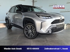 Toyota Yaris Cross - 1.5 Hybrid Adventure /Stoel- & stuurverwarming/Draadloze telefoonoplader/Apple Carplay/And