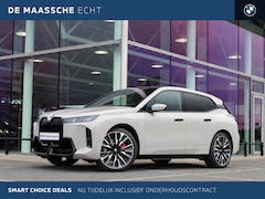BMW iX - xDrive60 M Sport / Panoramadak Sky Lounge / Trekhaak / M Multifunctionele Stoelen / Soft-C
