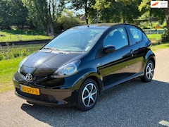 Toyota Aygo - 1.0-12V +|Airco|Nieuwe apk