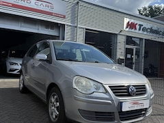 Volkswagen Polo - 1.4 TDI Comfortline VOL NAP