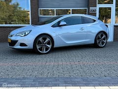 Opel Astra GTC - 1.6 Turbo Sport LEDER/ECC-AIRCO/NAVI/CRUISE