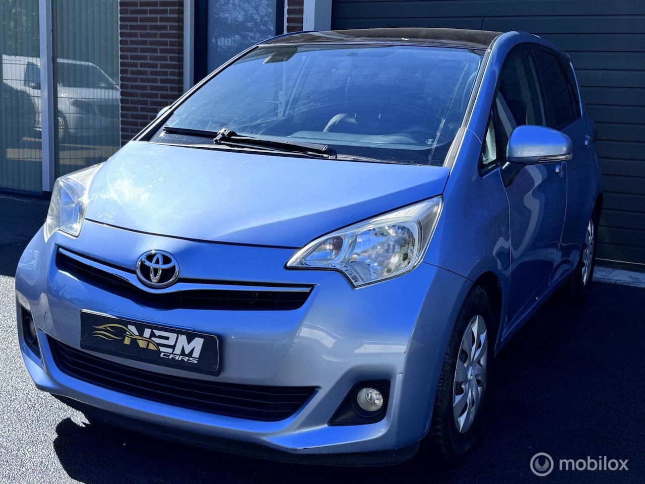 Toyota Verso S - 1.3 VVT-i Aspiration 1.3 VVT-i Aspiration - AutoWereld.nl
