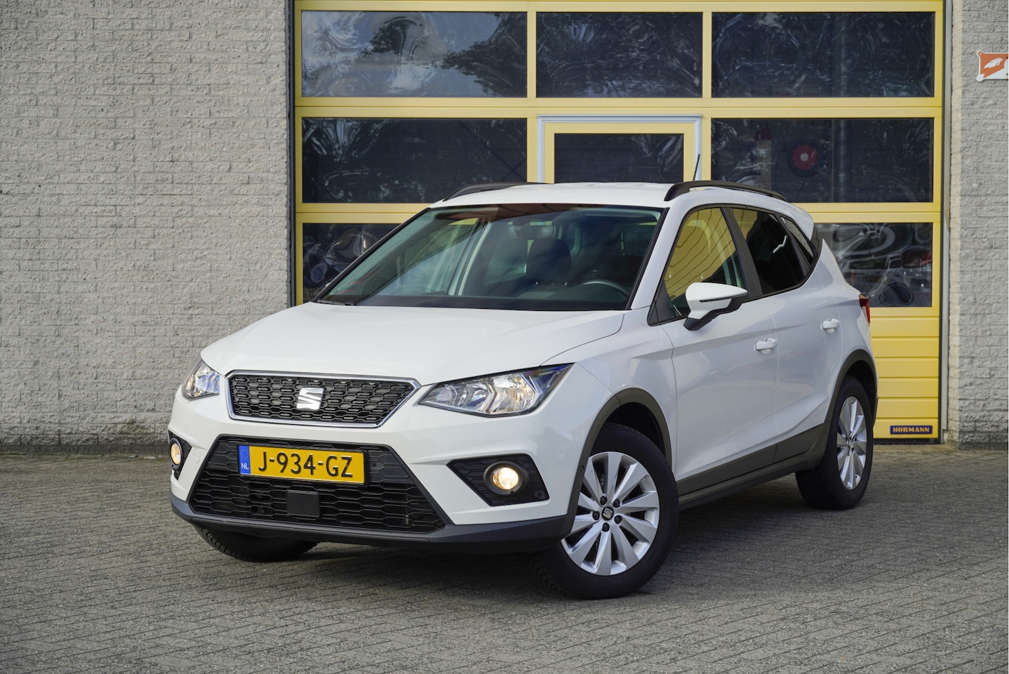 SEAT Arona - 1.0 TSI Style Business Intense BJ2020 Lmv 16" | Led | Pdc | Keyless entry | Achteruitrijca - AutoWereld.nl