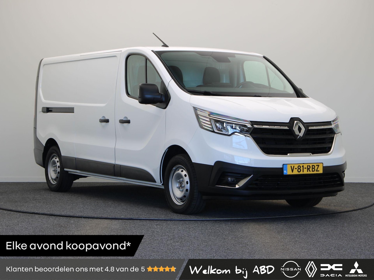 Renault Trafic - 2.0 dCi 110pk T30 L2H1 Comfort | Parkeersensoren | Laadruimtebetimmering | Vierseizoensban - AutoWereld.nl