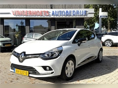 Renault Clio - 0.9 TCe Limited 90 Pk Benzine * Trekhaak * Navigatie * Airco * Cruise Control * Hele Nette