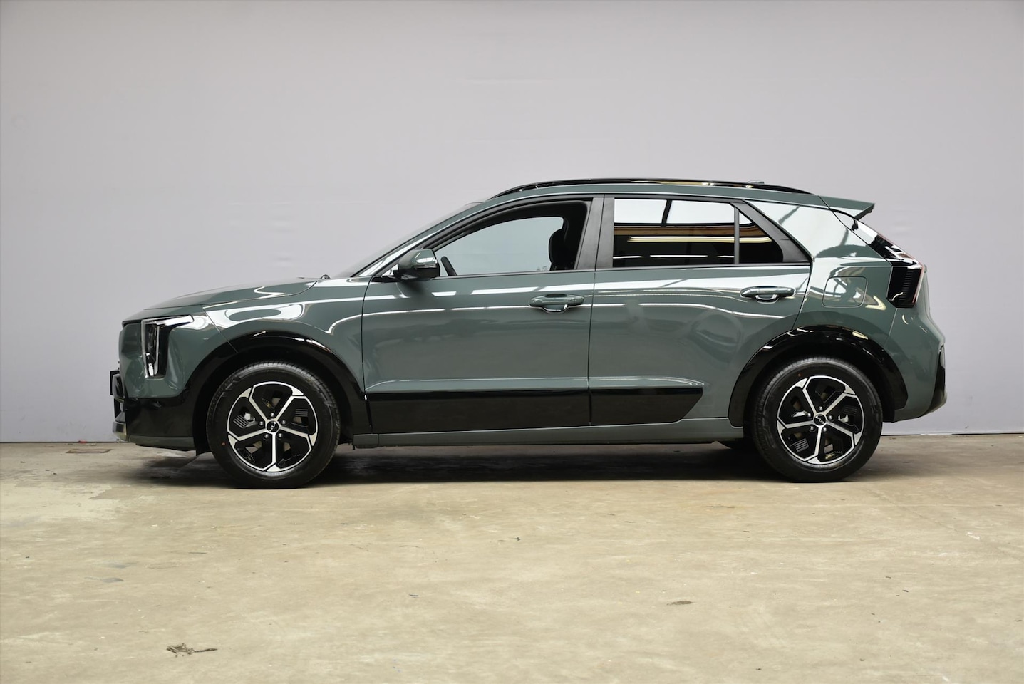 Kia Niro - 1.6 GDi Hybrid 138pk DCT6 DynamicLine Direct leverbaar! - AutoWereld.nl