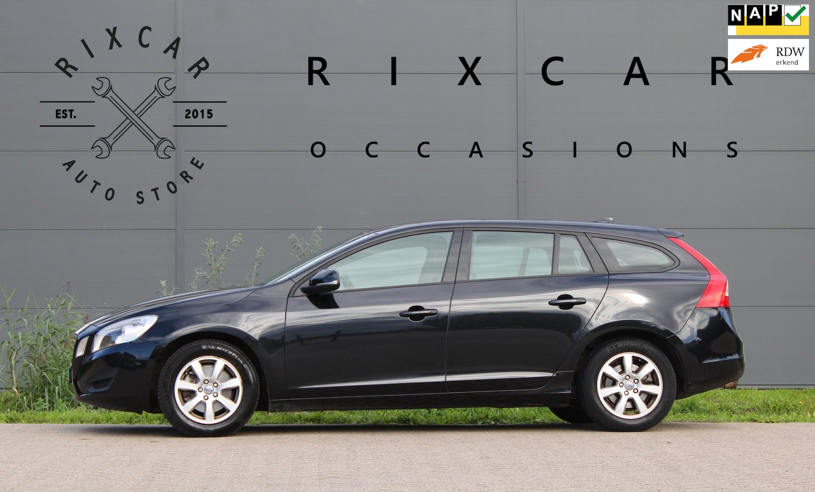 Volvo V60 - 1.6 T3 Kinetic Trekhaak !!NIEUWBINNEN!! - AutoWereld.nl