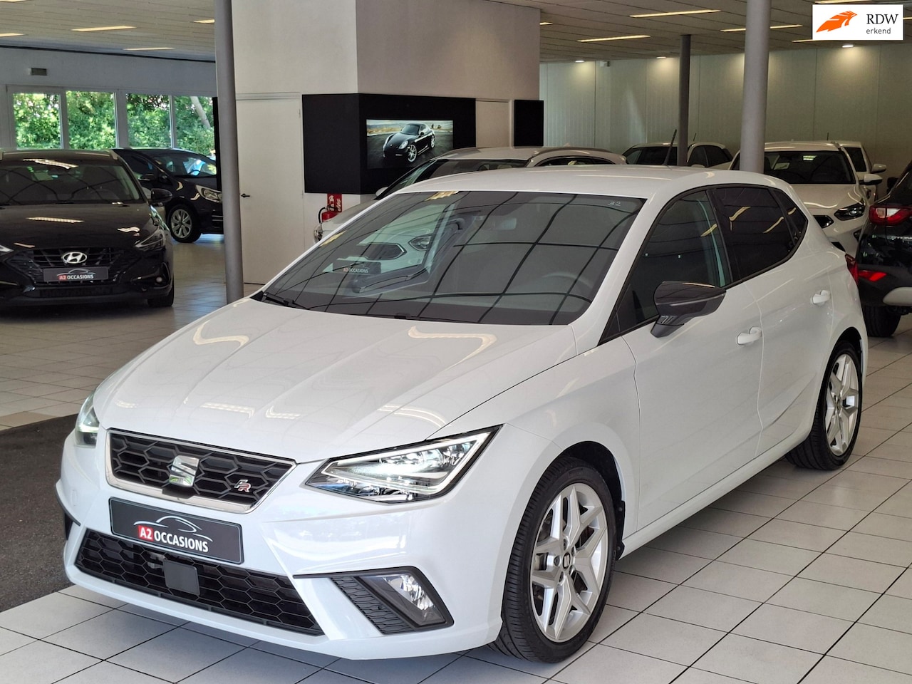 SEAT Ibiza - 1.0 TSI FR Carplay/Android auto/Cruise/Stoelverwarming - AutoWereld.nl