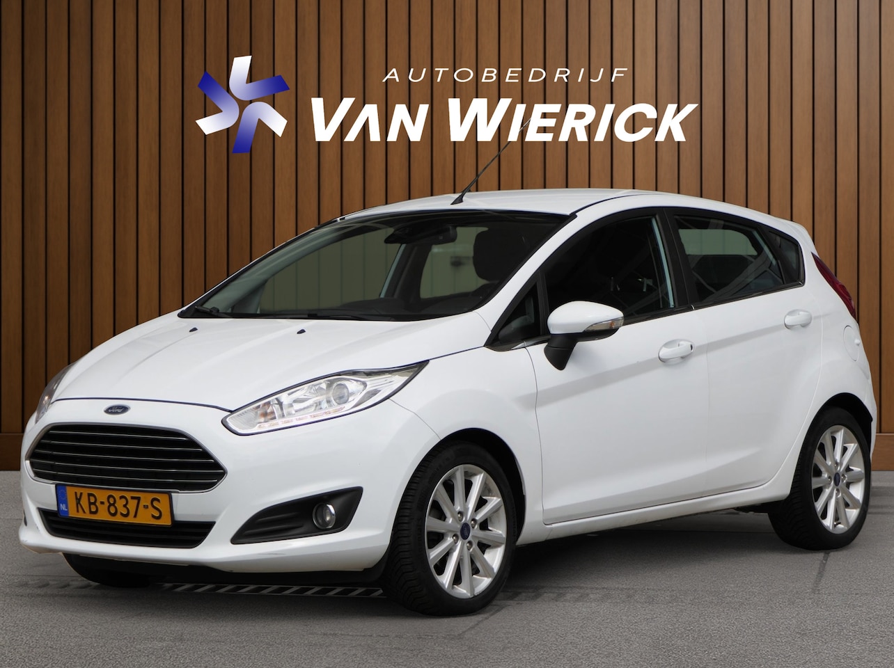 Ford Fiesta - 1.0 EcoBoost Titanium 101PK! | Parkeersensoren | Cruise | Bluetooth | Navi | LM Velgen | N - AutoWereld.nl