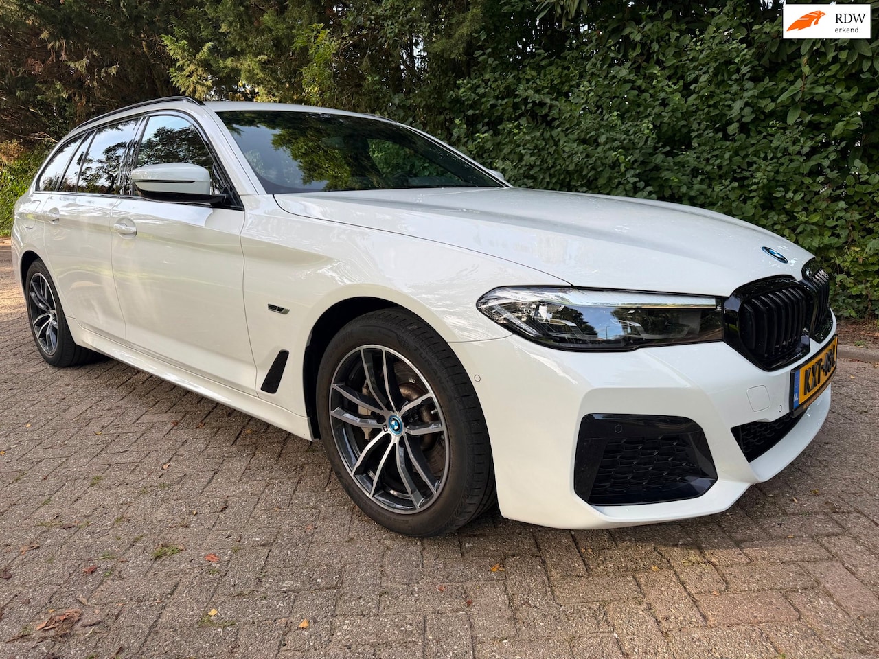 BMW 5-serie Touring - 530e M-Sport Touring - AutoWereld.nl