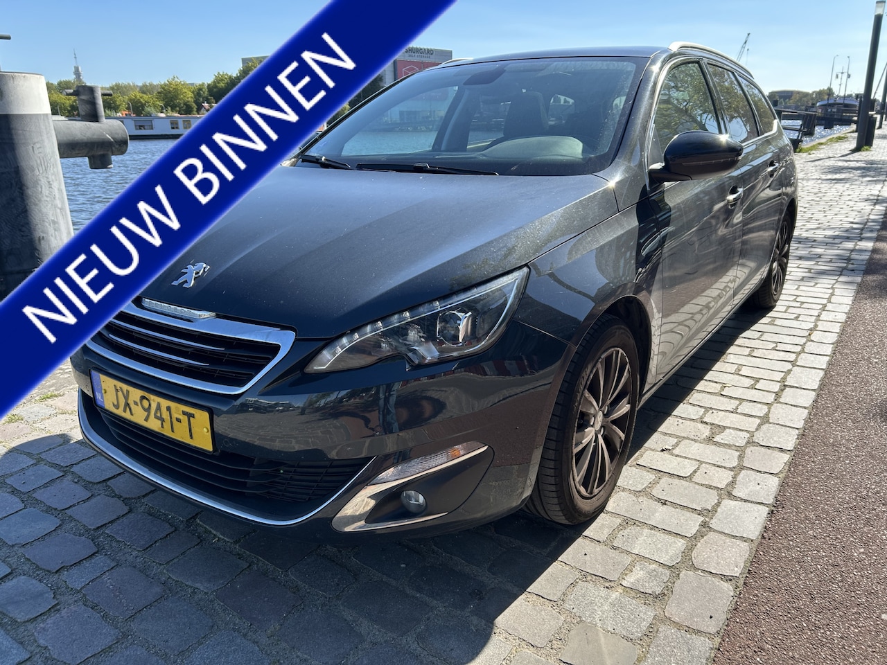 Peugeot 308 SW - 1.2 PureTech Blue Lease Premium panodak airco/ecc navigatie apk - AutoWereld.nl