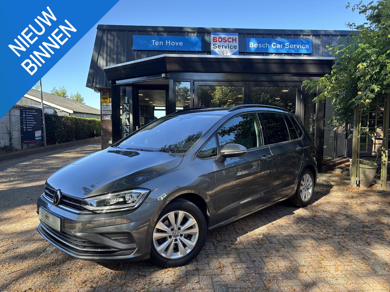 Volkswagen Golf Sportsvan - 1.5 TSI ACT DSG Comfortline|Trekhaak|Nav|Stoelver. - AutoWereld.nl