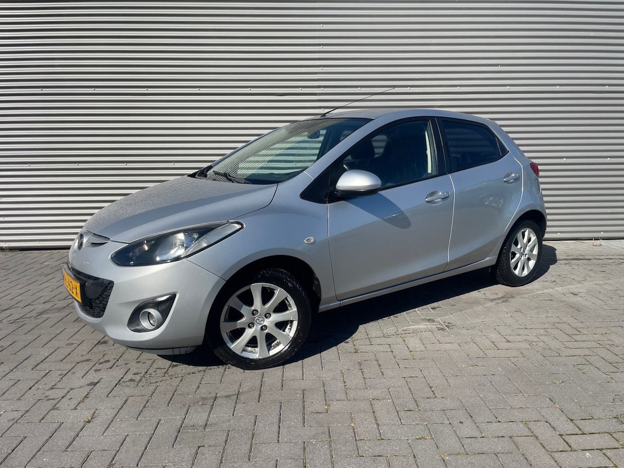 Mazda 2 - 1.5 GT- AUTOMAAT bouwjaar 2010 - AutoWereld.nl
