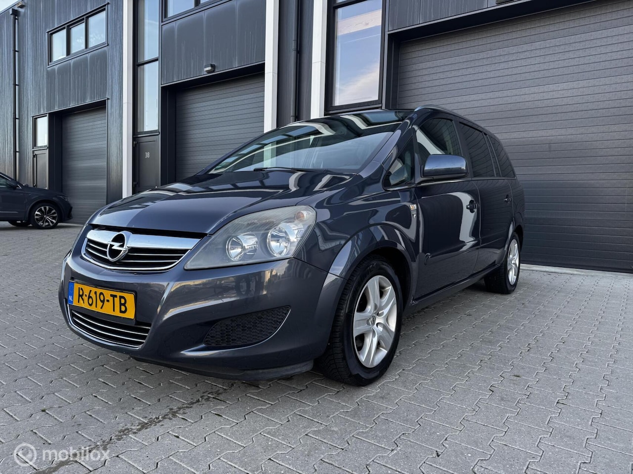 Opel Zafira - 1.8 Cosmo 2010(AIRCO) - AutoWereld.nl