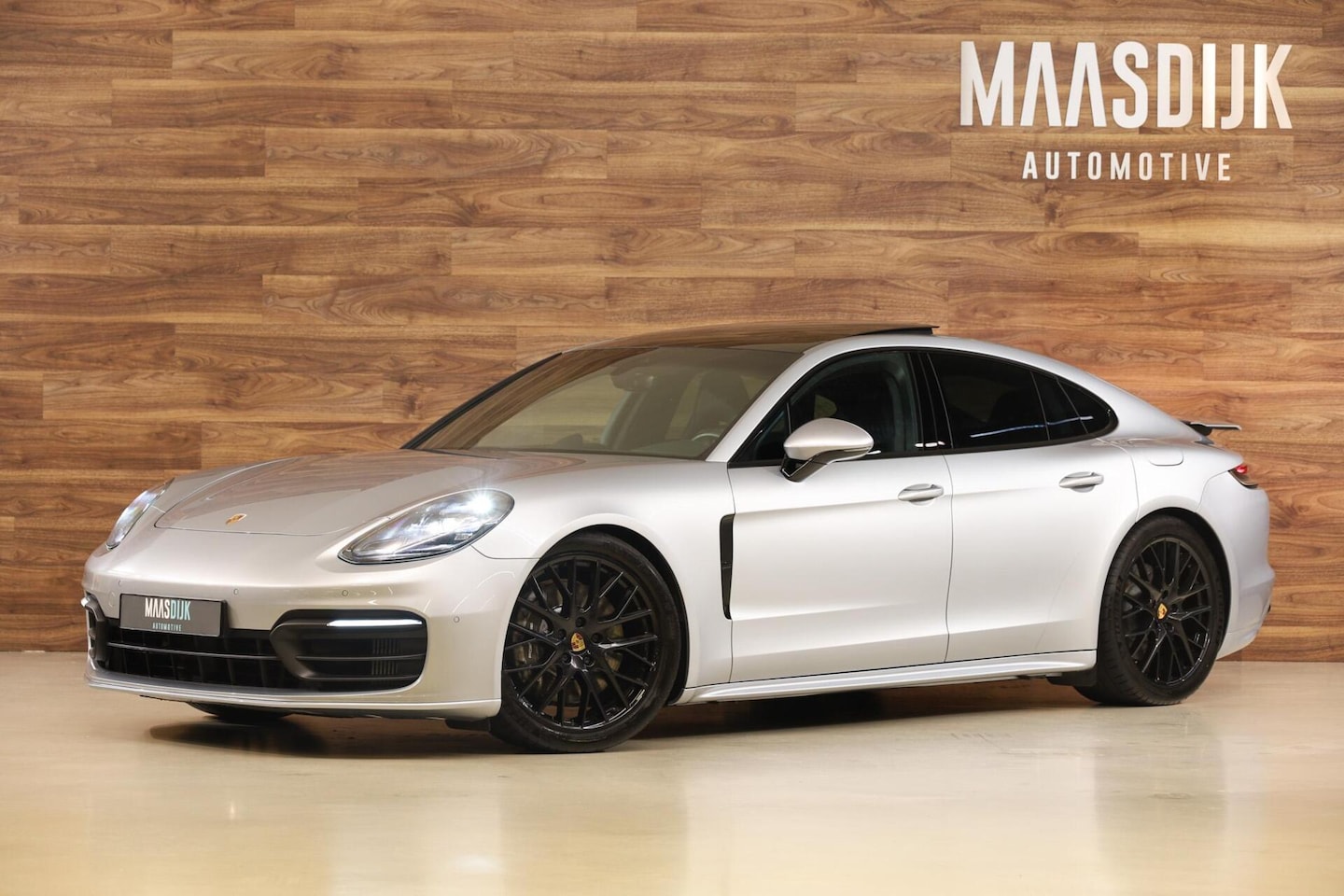 Porsche Panamera - 2.9 4 E-Hybrid|Pano|Chrono|Dealer|Camera| - AutoWereld.nl