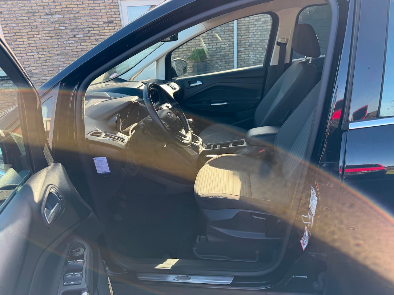 Ford C-Max - 1.0 Titanium Bj 2018 Zeer nette auto - AutoWereld.nl