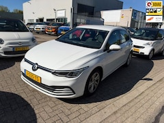 Volkswagen Golf - 2.0 TDI Life INC BTW/BPM, Navi, NAP, NL Auto, Airco