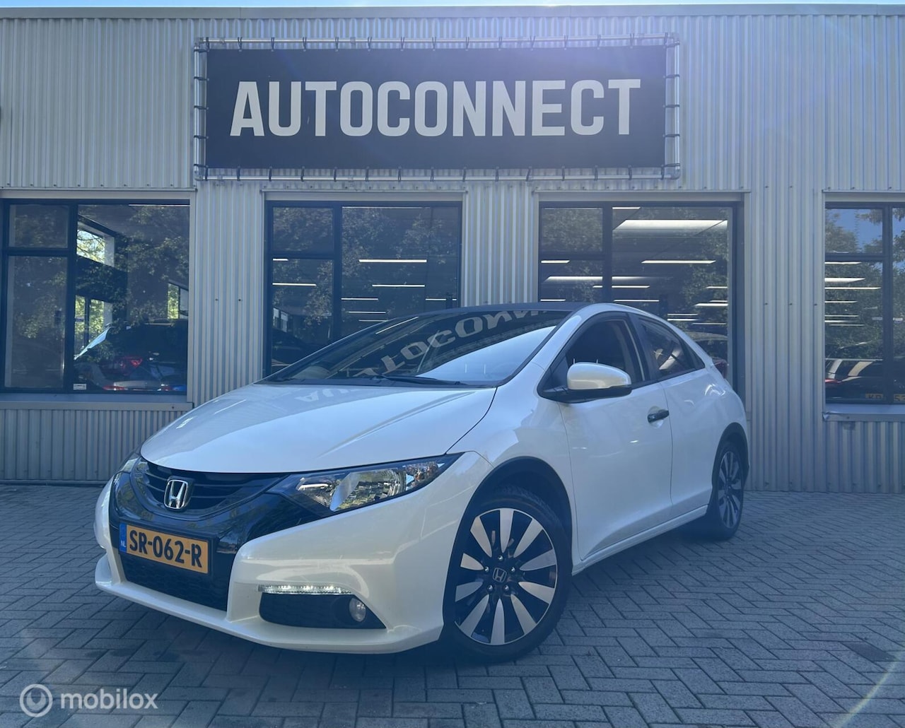 Honda Civic - 1.8 Sport 1.8 Sport 142 PK, NAVI, CAMERA, CRUISE - AutoWereld.nl