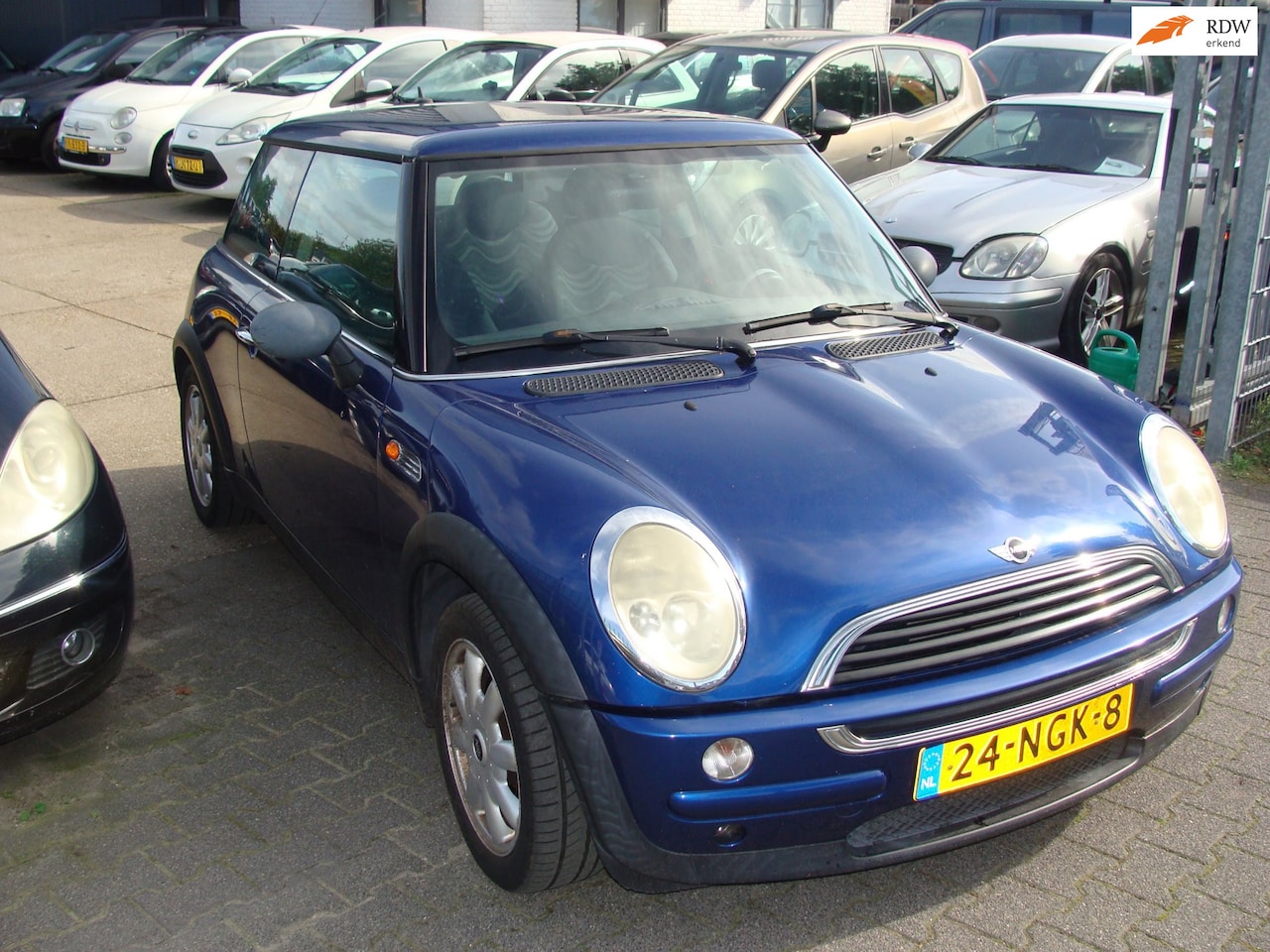 MINI 3-Deurs - 1.6 One Pepper airco elek pak nap apk - AutoWereld.nl