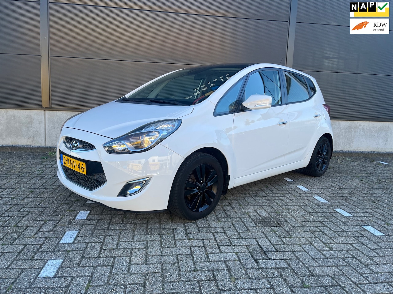 Hyundai ix20 - 1.6i i-Catcher WRC FIA World Rally Championship - AutoWereld.nl