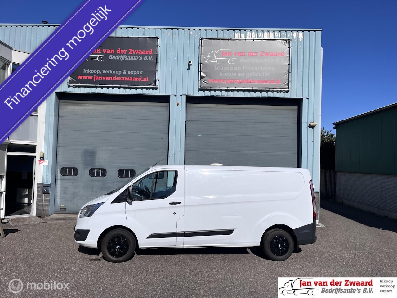 Ford Transit Custom - 290 2.0 TDCI Lange uitvoering Ambiente 3 zitplaatsen - AutoWereld.nl