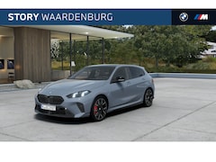 BMW 1-serie - 120 M Sport Automaat / Trekhaak / Panoramadak / Sportstoelen / Comfort Access / Achteruitr
