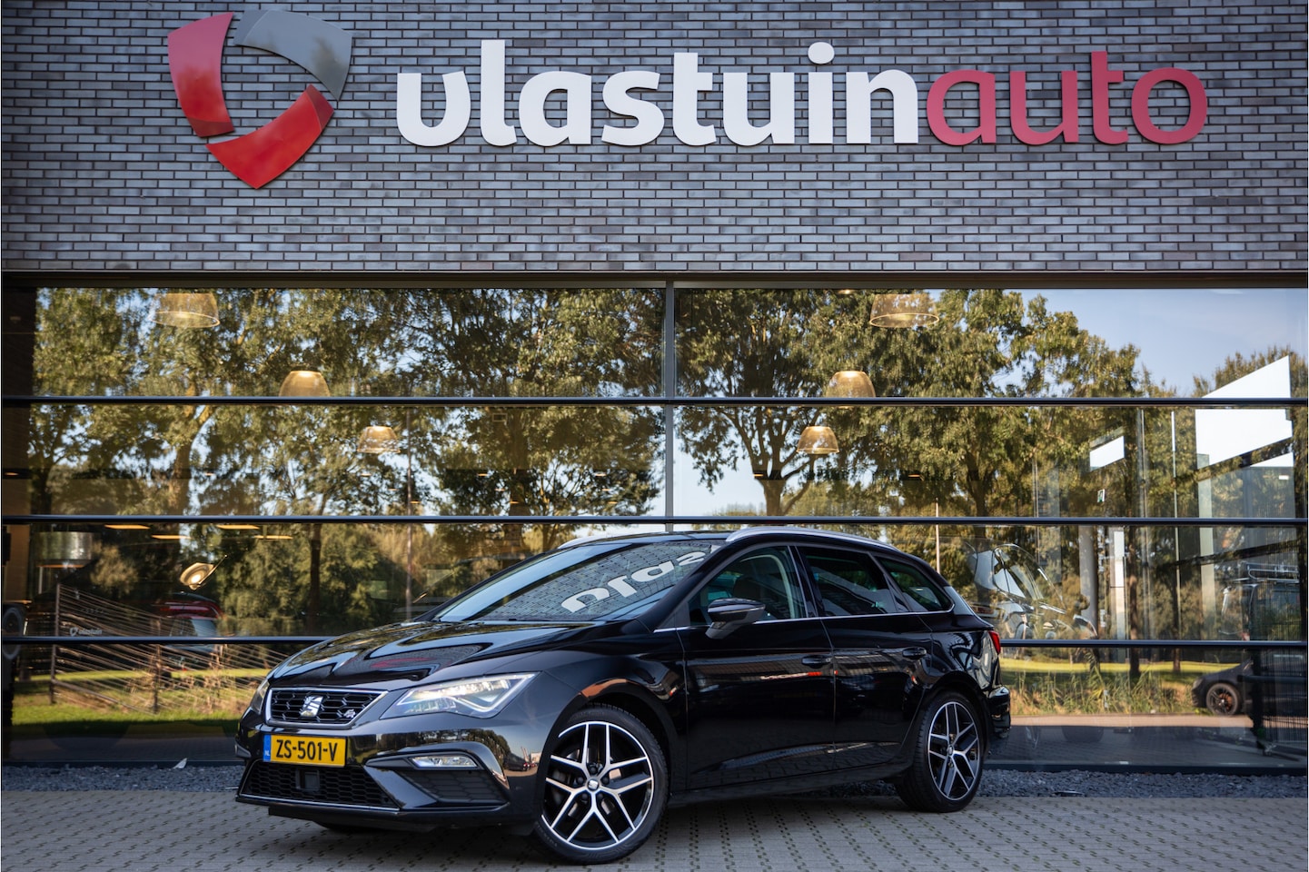 SEAT Leon ST - 1.5 TSI FR Business Intense 1.5 TSI FR Business Intense , Pano, Beats, Adap. Cruise, Virt. Cockpit - AutoWereld.nl