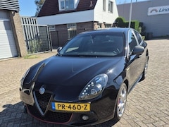 Alfa Romeo Giulietta - 1.4 Turbo MultiAir 170pk TCT Exclusive