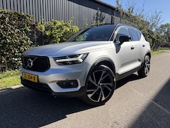 Volvo XC40 - 2.0 T4 R-Design / AUTOMAAT / PANORAMADAK / HARMAN KARDON