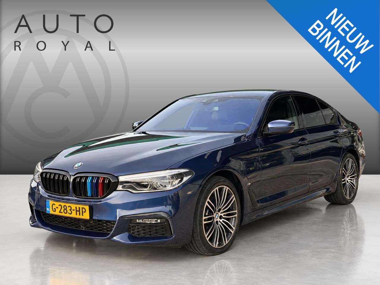 BMW 5-serie - 530e xDrive iPerformance High Executive | SFEER VERLICHTING | HARMAN/KARDON | DODEHOEK DET - AutoWereld.nl