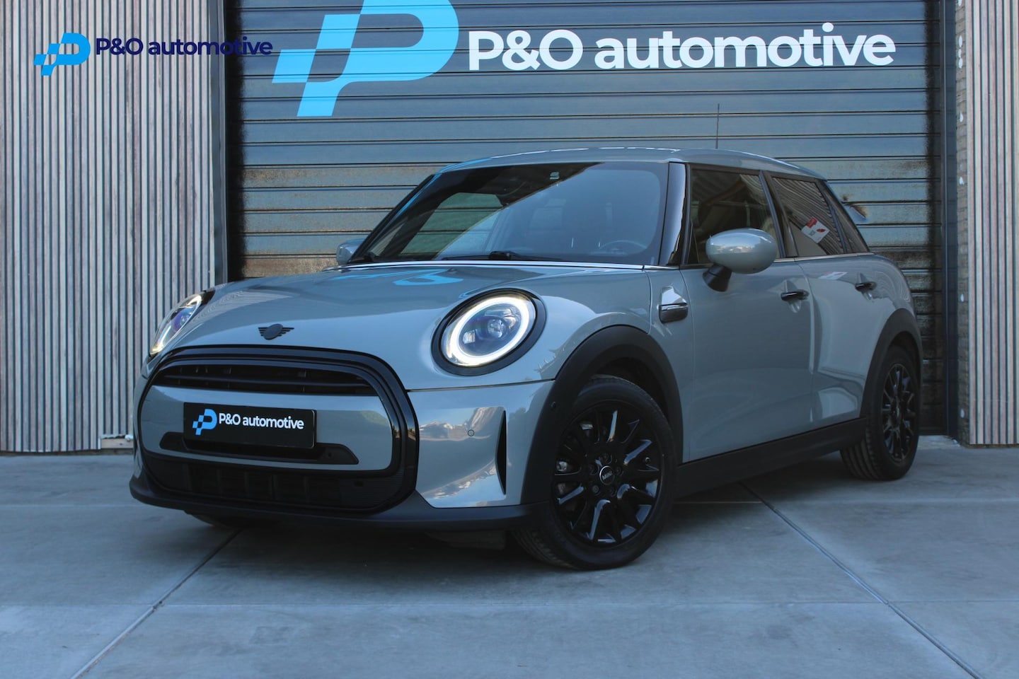 MINI 5-Deurs - 1.5 One Classic Moonwalk | Stoelverw. | Camera - AutoWereld.nl