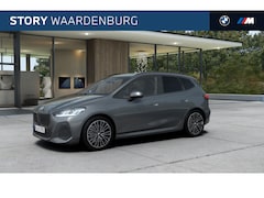 BMW 2-serie Active Tourer - 225e xDrive M Sport Automaat / Trekhaak / Panoramadak / Sportstoelen / Comfort Access / Ac
