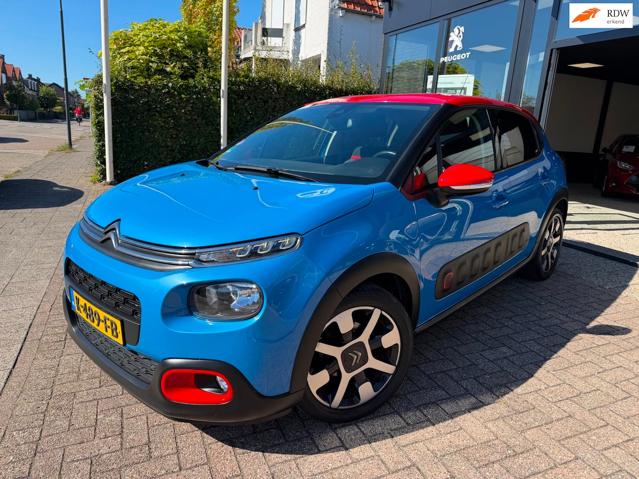 Citroën C3 - 1.2 PureTech Shine|Airco|Trekhaak - AutoWereld.nl