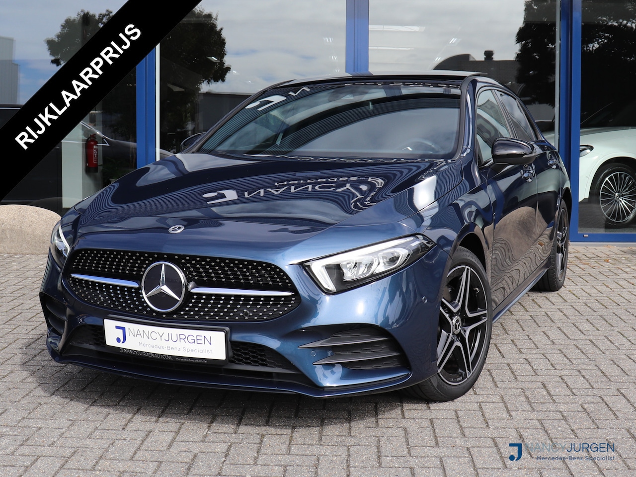Mercedes-Benz A-klasse - 250 e Business | AMG | Elektr. Pano Dak | Night Pakket | MBUX High End | Aug. Reality | LE - AutoWereld.nl