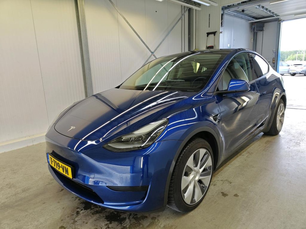 Tesla Model Y - Standard RWD Plus 92,9% SoH [ TREKHAAK+AMD RYZEN+AUTOPILOT+19 INCH+PREMIUM AUDIO ] - AutoWereld.nl