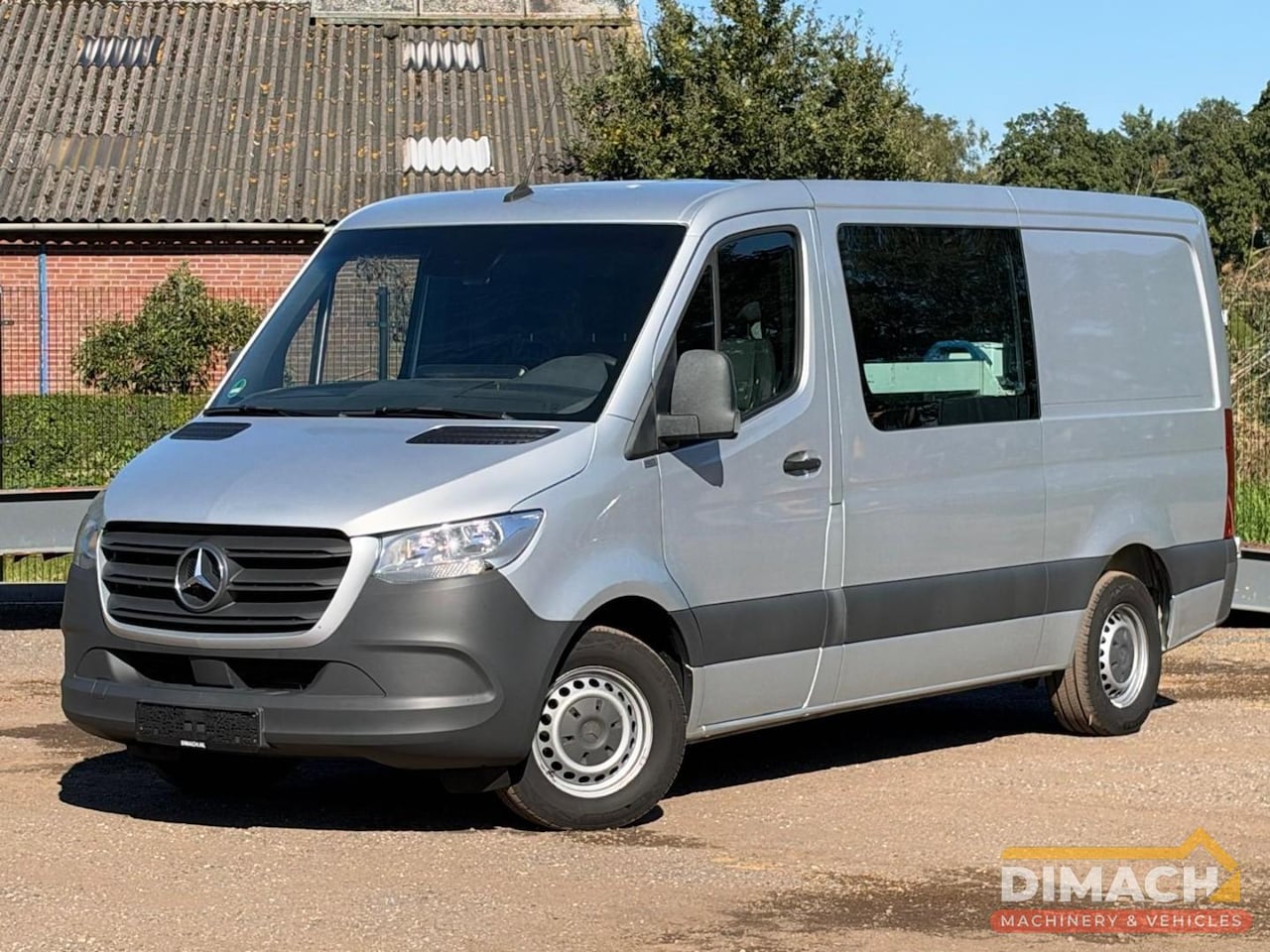 Mercedes-Benz Sprinter - 316 CDI L2H1 - Airco - Trekhaak - MBUX - Cruisecontrol - Zilver - AutoWereld.nl