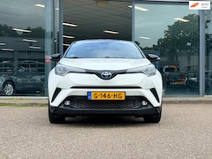 Toyota C-HR - 1.8 Hybrid Bi-Tone Plus, Leer, Dodehoek Sensoren, Stoelverwarming, Navi