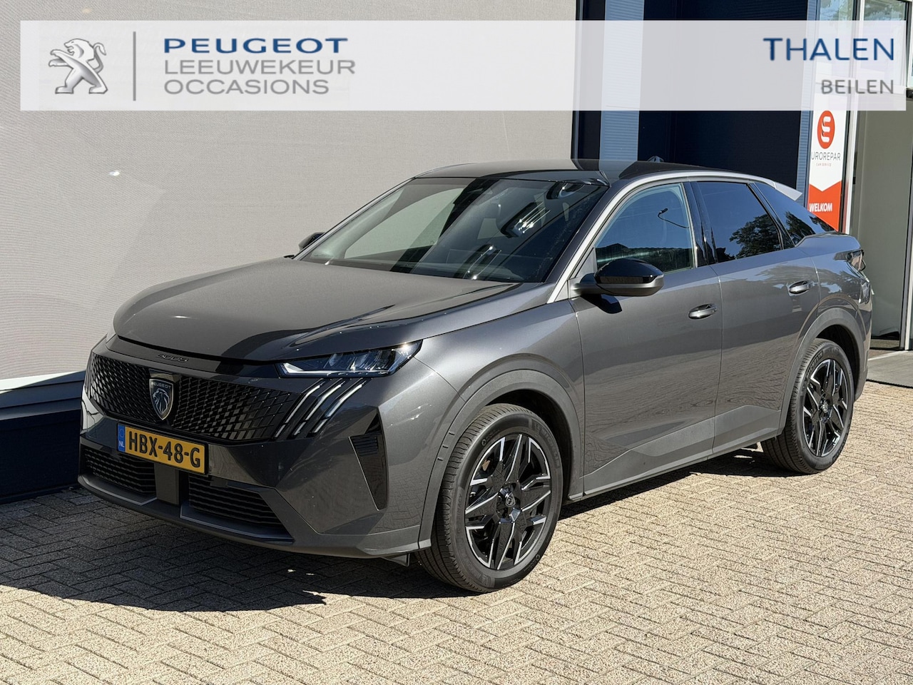Peugeot 3008 - 1.2 Hybrid 145 Allure | Trekhaak | Automaat | Panorama Navigatie | AGR Stoel + Stoelverwar - AutoWereld.nl