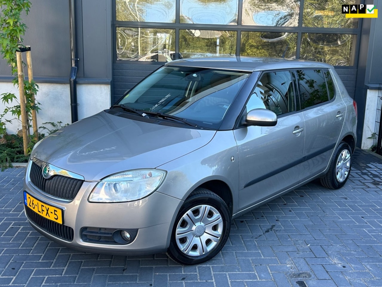Skoda Fabia - 1.4-16V Sprint | 5 deurs | Clima | Iso | Bluetooth | APK - AutoWereld.nl
