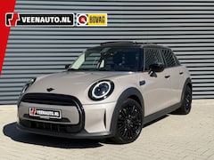 MINI 5-Deurs - 1.5 Cooper Pano/Leder/Camera/Apple