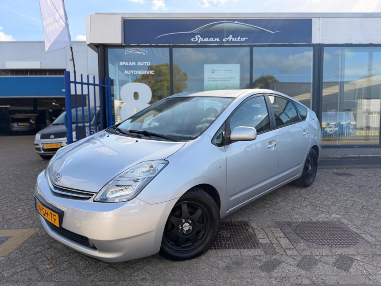 Toyota Prius - 1.5 VVT-i Tech Edition | AUTOMAAT | CRUISE | AIRCO - AutoWereld.nl