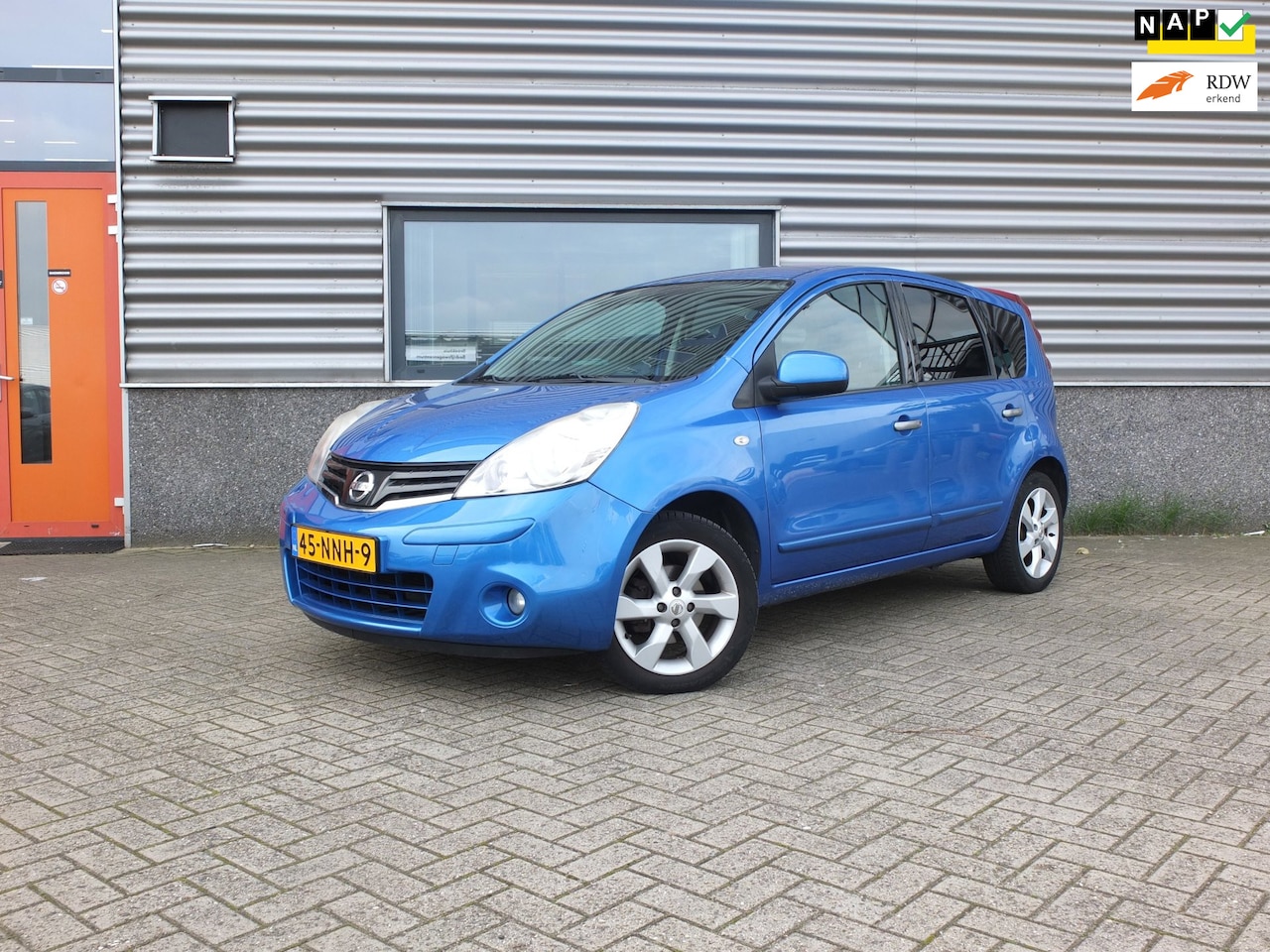 Nissan Note - 1.4 Life+ | Hoge Instap | Airco | Ruim | Race Blue Metallic - AutoWereld.nl